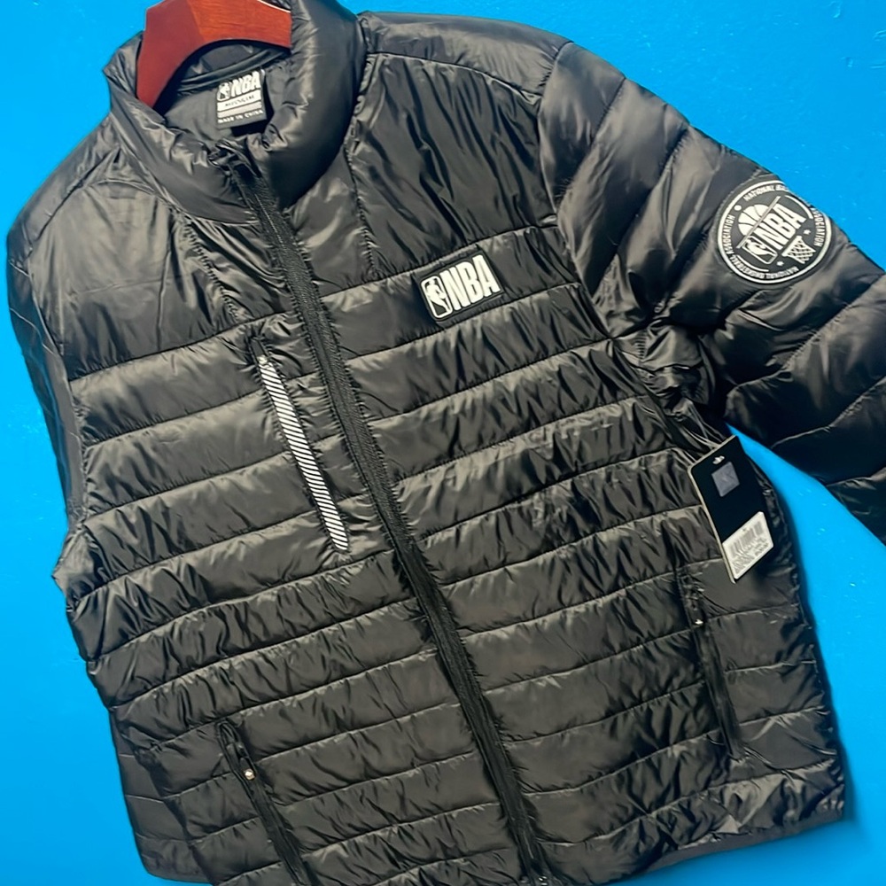 NWT NBA basketball Jacket puffer full zipup black bomber coat